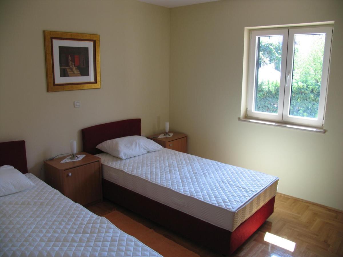 Apartments By The Sea Postira, Brac - 15242 Ngoại thất bức ảnh