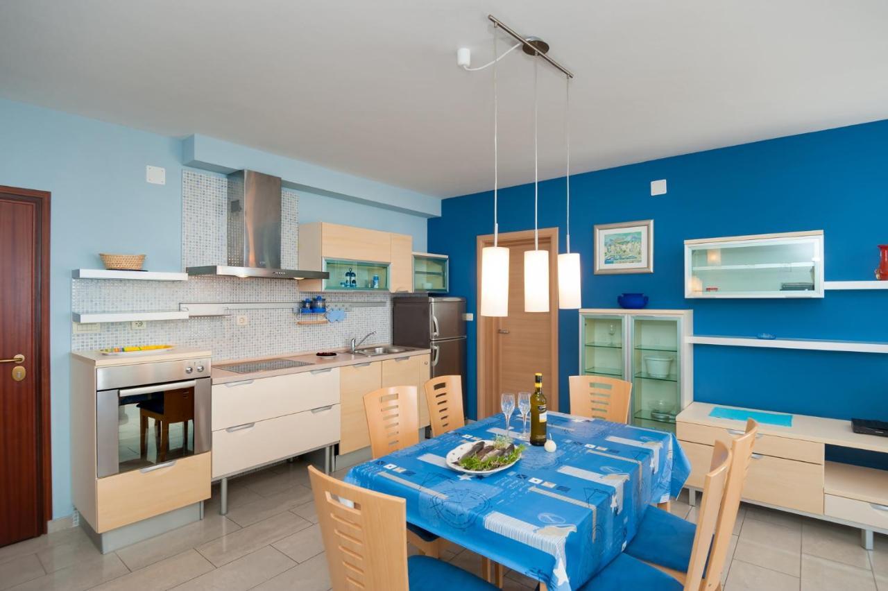 Apartments By The Sea Postira, Brac - 15242 Ngoại thất bức ảnh