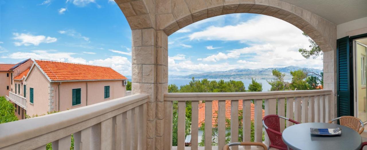 Apartments By The Sea Postira, Brac - 15242 Ngoại thất bức ảnh