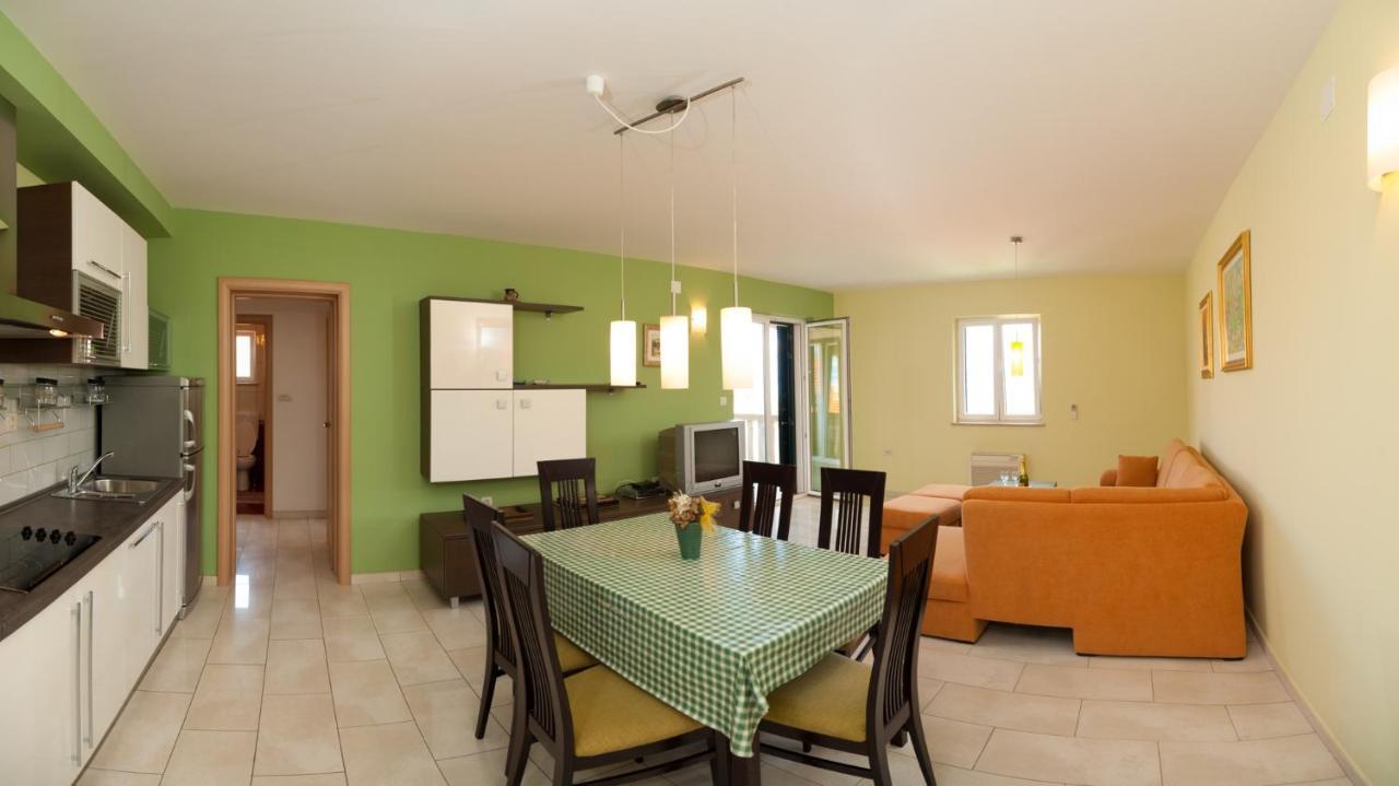 Apartments By The Sea Postira, Brac - 15242 Ngoại thất bức ảnh